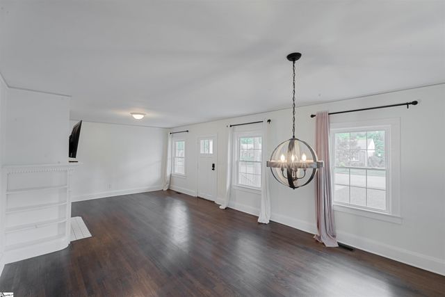 308 W Fredericks Street, Anderson, SC 29625