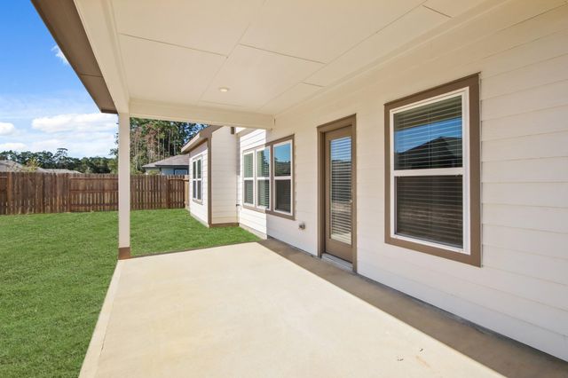 30311 Kingston Heath Drive, Cleveland, TX 77327