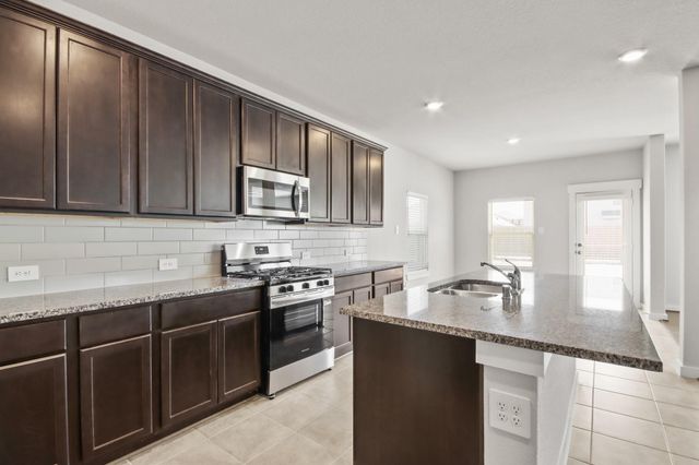 30311 Kingston Heath Drive, Cleveland, TX 77327