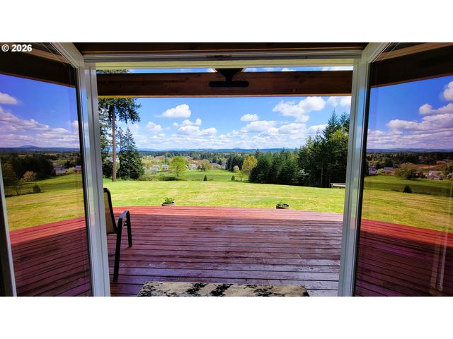 24674 BOLTON HILL Rd, Veneta, OR 97487