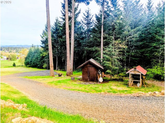 24674 BOLTON HILL Rd, Veneta, OR 97487