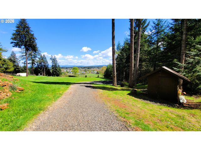 24674 BOLTON HILL Rd, Veneta, OR 97487