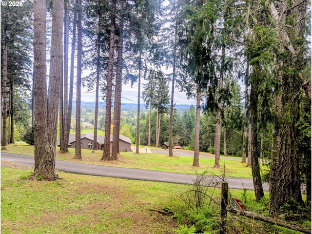 24674 BOLTON HILL Rd, Veneta, OR 97487