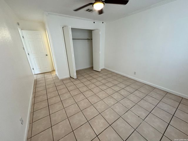 12219 Ridge Crown St, San Antonio, TX 78247