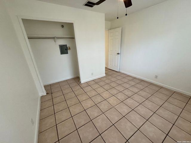 12219 Ridge Crown St, San Antonio, TX 78247