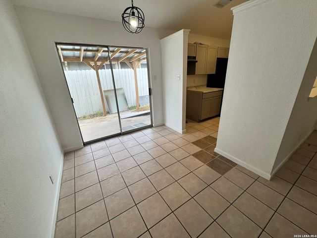 12219 Ridge Crown St, San Antonio, TX 78247