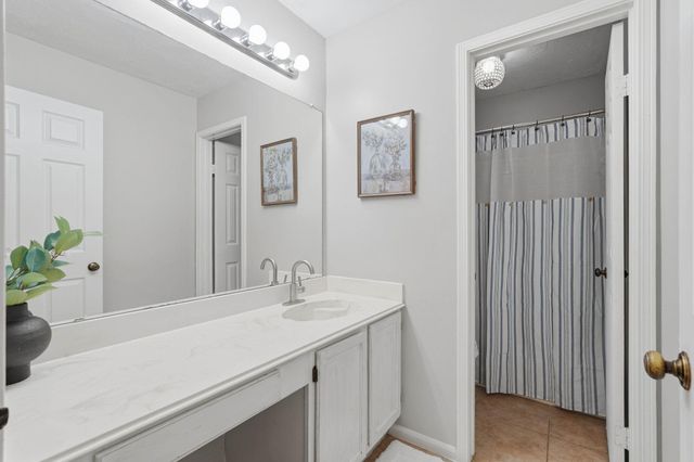 16027 Pinyon Creek Drive, Houston, TX 77095