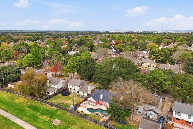 16027 Pinyon Creek Drive, Houston, TX 77095