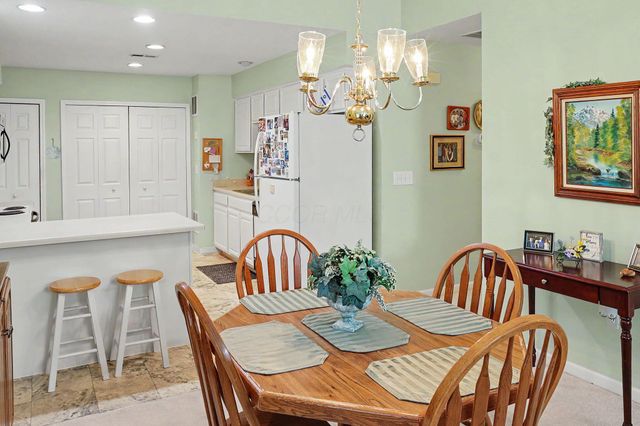 465 Chardonnay Lane, Lewis Center, OH 43035