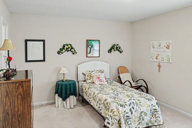 465 Chardonnay Lane, Lewis Center, OH 43035
