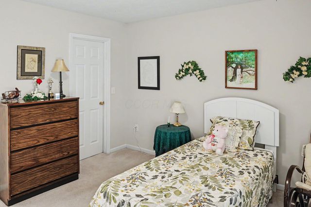 465 Chardonnay Lane, Lewis Center, OH 43035