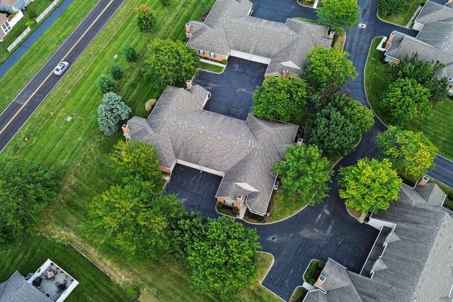 465 Chardonnay Lane, Lewis Center, OH 43035