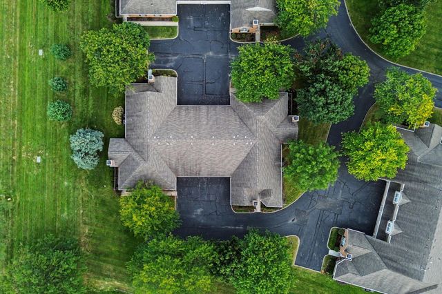 465 Chardonnay Lane, Lewis Center, OH 43035