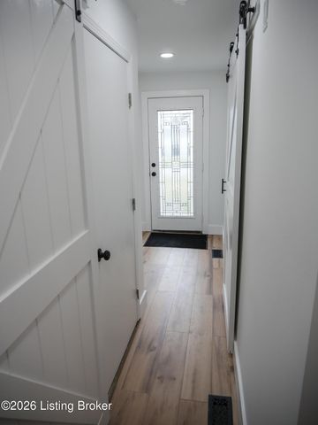 912 Euclid Ave, Louisville, KY 40208