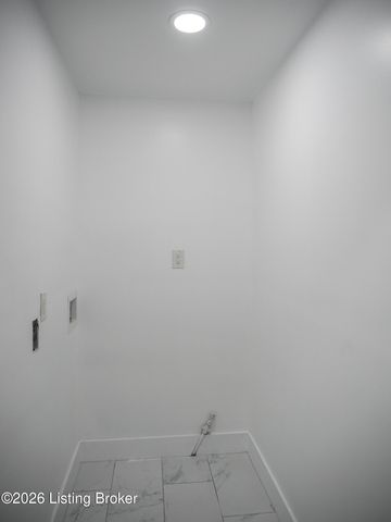 912 Euclid Ave, Louisville, KY 40208