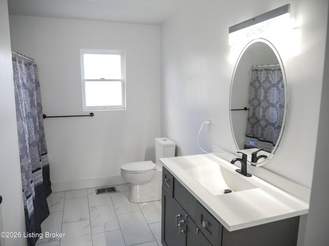 912 Euclid Ave, Louisville, KY 40208