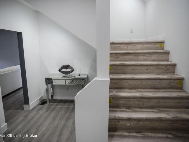 912 Euclid Ave, Louisville, KY 40208