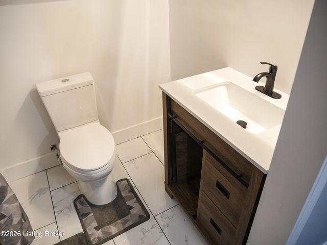 912 Euclid Ave, Louisville, KY 40208