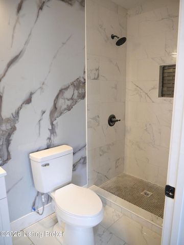 912 Euclid Ave, Louisville, KY 40208