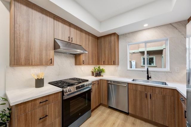 313 6th Avenue, Menlo Park, CA 94025