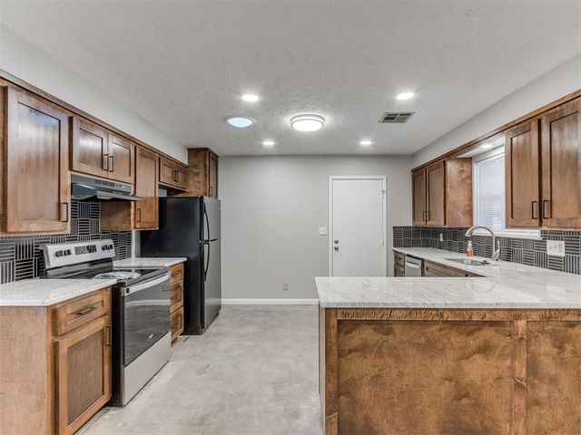 2609 Brentwood Drive, Norman, OK 73069