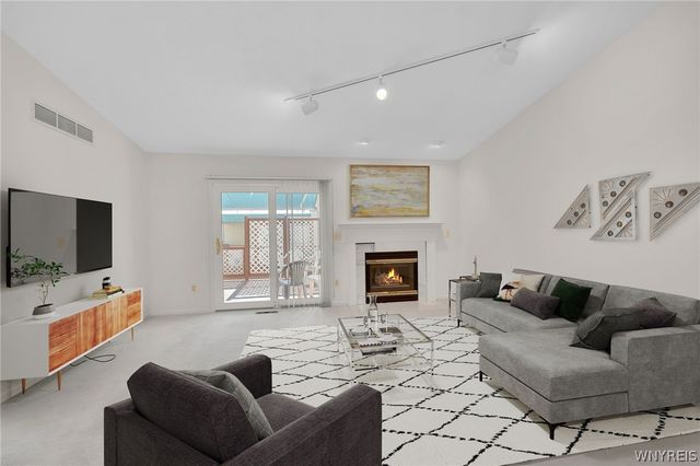 1683 Maple Road B, Amherst, NY 14221