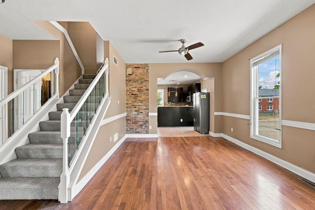 730 Park AVENUE, Racine, WI 53403