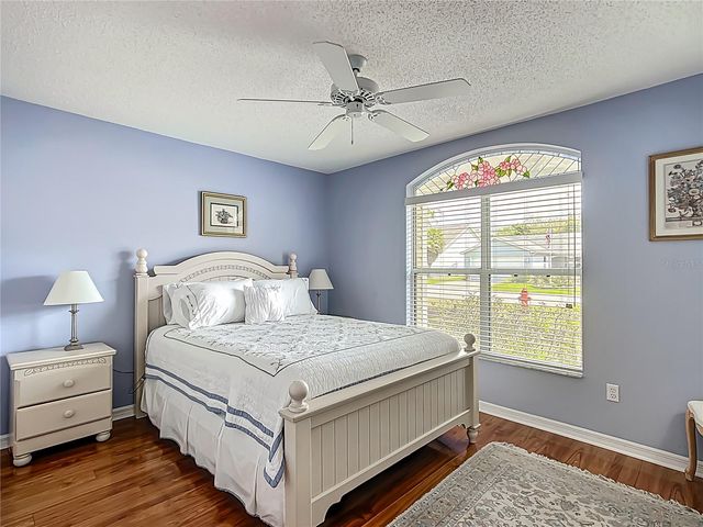 208 DESOTA COURT, Lady Lake, FL 32159