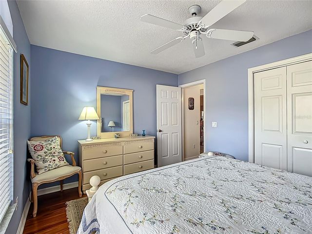 208 DESOTA COURT, Lady Lake, FL 32159