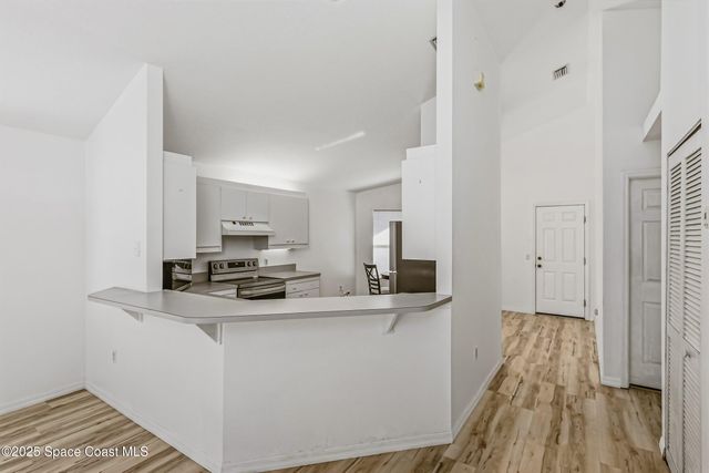 3866 Town Square Boulevard 13, Melbourne, FL 32901