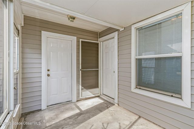 3866 Town Square Boulevard 13, Melbourne, FL 32901