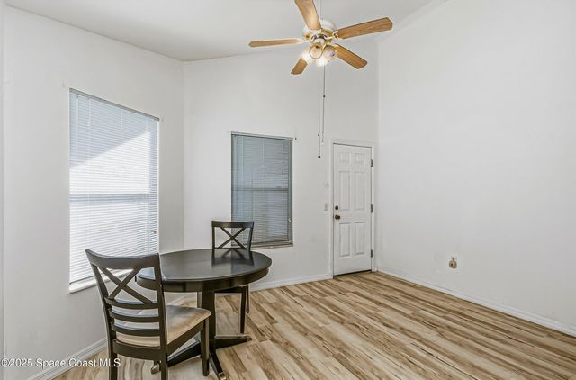 3866 Town Square Boulevard 13, Melbourne, FL 32901