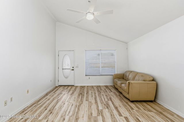 3866 Town Square Boulevard 13, Melbourne, FL 32901