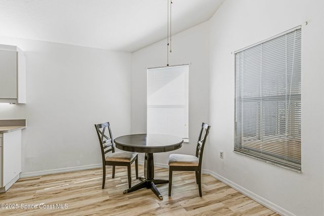 3866 Town Square Boulevard 13, Melbourne, FL 32901