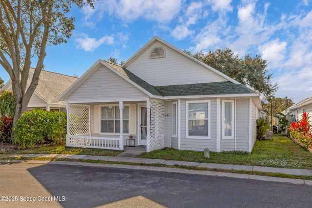 3866 Town Square Boulevard 13, Melbourne, FL 32901