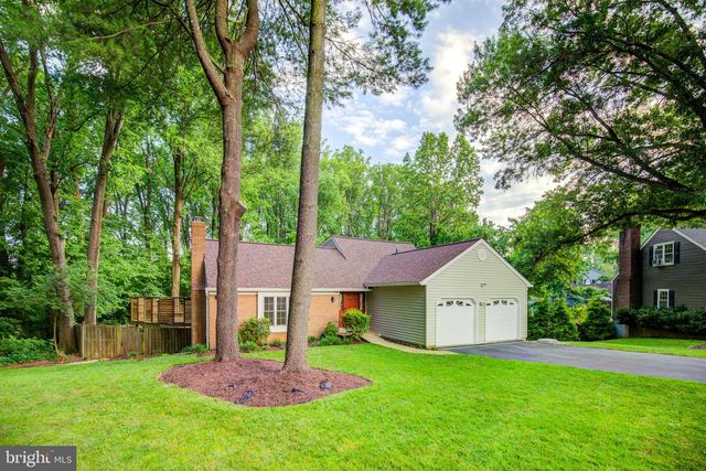 9519 HEATHWOOD CT, Burke, VA 22015