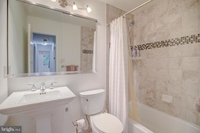 9519 HEATHWOOD CT, Burke, VA 22015