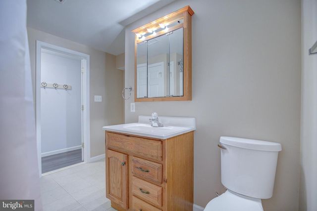9519 HEATHWOOD CT, Burke, VA 22015