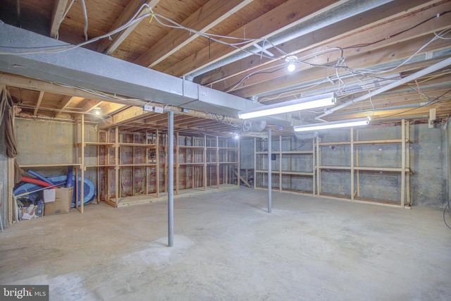 9519 HEATHWOOD CT, Burke, VA 22015
