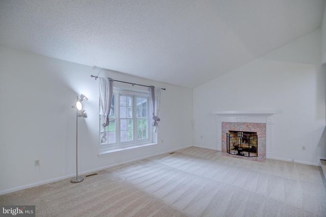 9519 HEATHWOOD CT, Burke, VA 22015