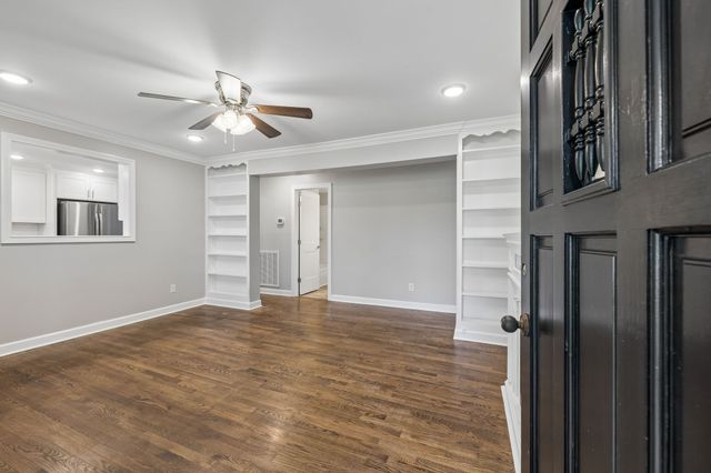 174 Young Rd, Lebanon, TN 37090