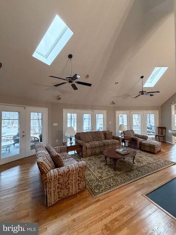 3300 VIOLA WAY, Bumpass, VA 23024