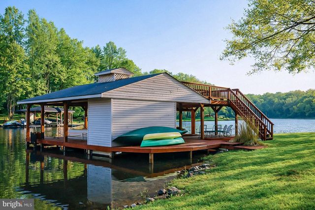 3300 VIOLA WAY, Bumpass, VA 23024