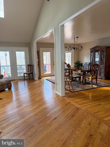 3300 VIOLA WAY, Bumpass, VA 23024