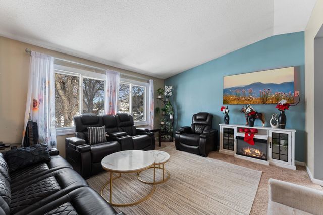 9430 Tyler Street NE, Blaine, MN 55434