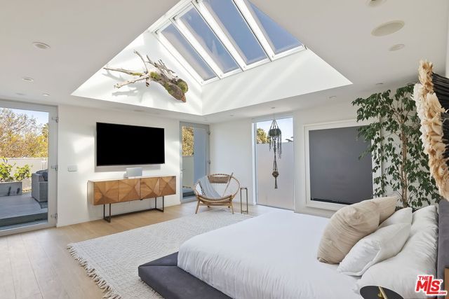 1220 Cabrillo Avenue, Venice (los Angeles), CA 90291