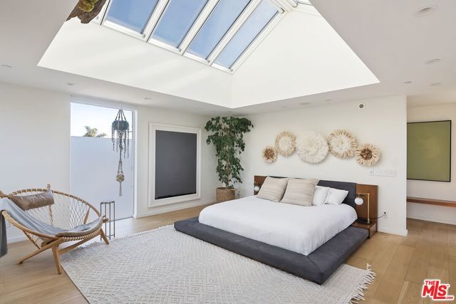 1220 Cabrillo Avenue, Venice (los Angeles), CA 90291