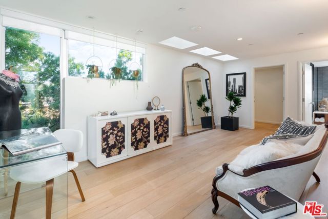 1220 Cabrillo Avenue, Venice (los Angeles), CA 90291