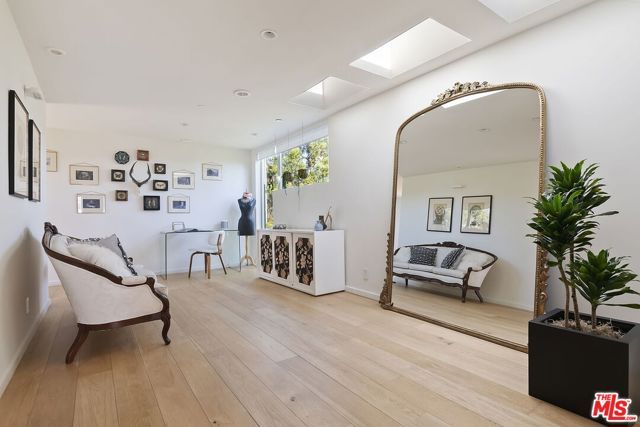 1220 Cabrillo Avenue, Venice (los Angeles), CA 90291