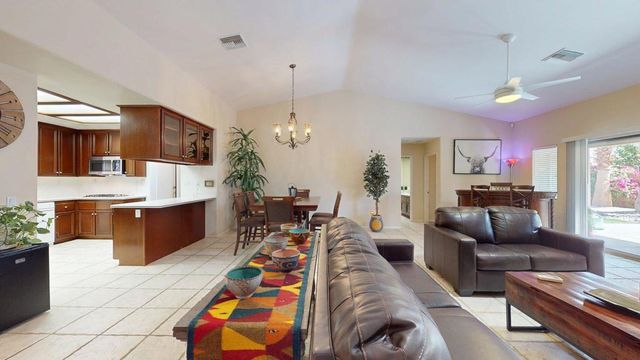 43850 Venice Drive, La Quinta, CA 92253
